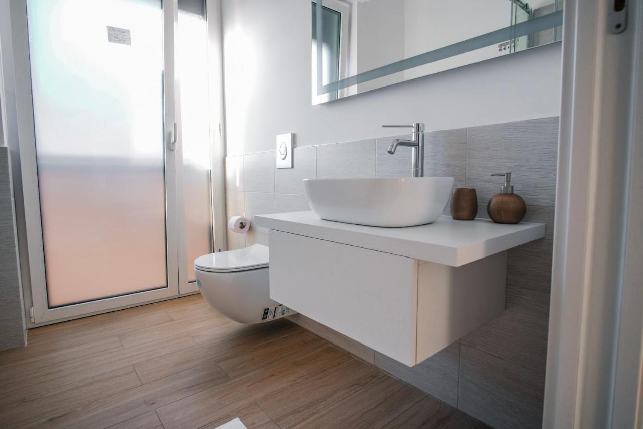 Rossani Suites&Aparts Bari Esterno foto